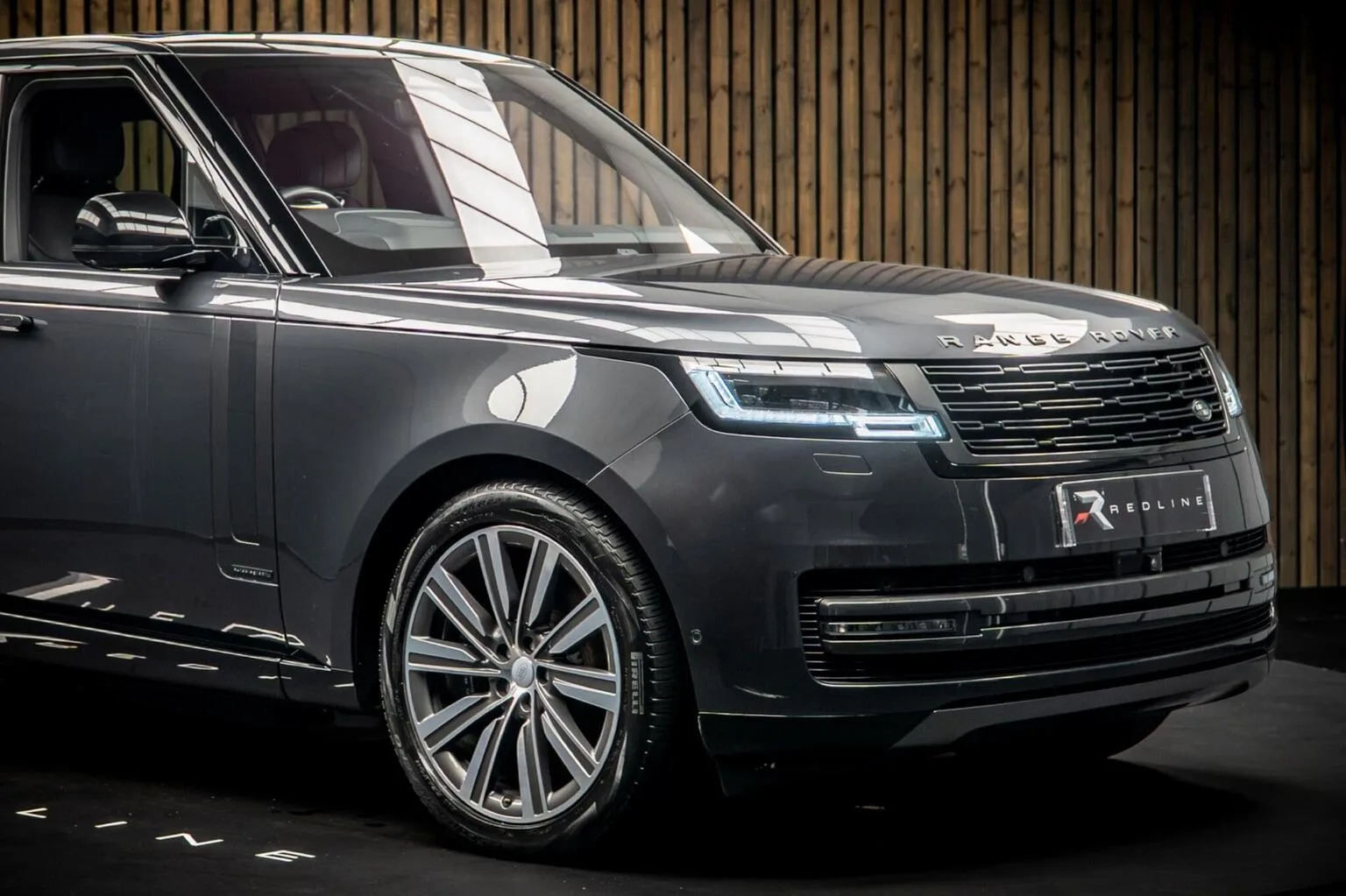 2022 Land Rover Range Rover P510e Autobiography, 9/30
