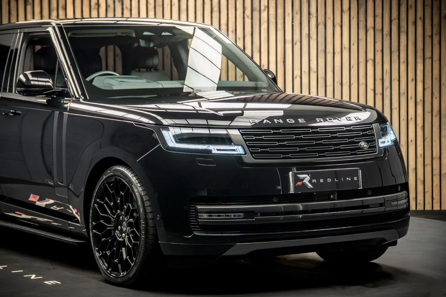 2022 Land Rover Range Rover D300 HSE, 10/30