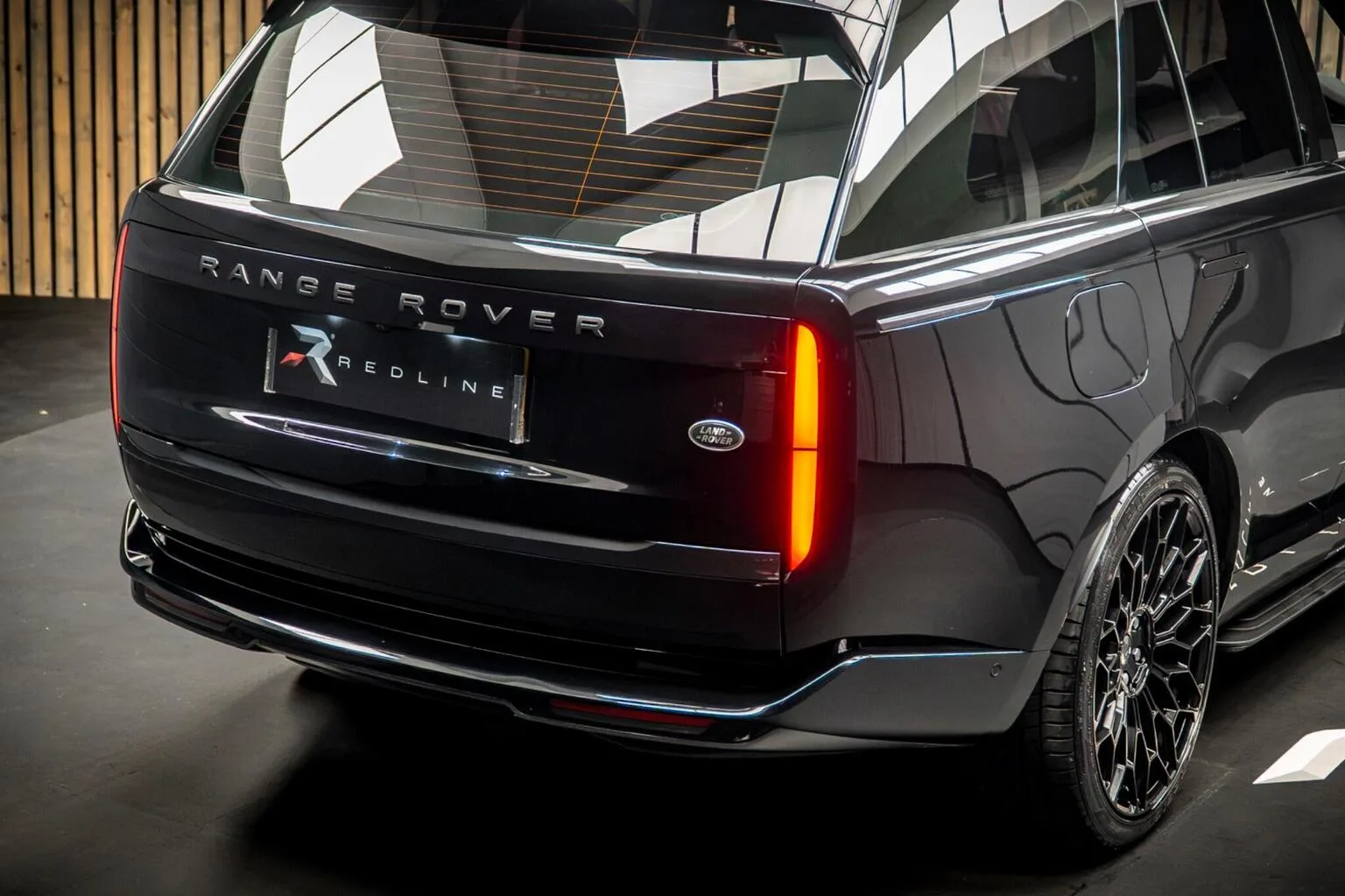 2022 Land Rover Range Rover D300 HSE, 20/30