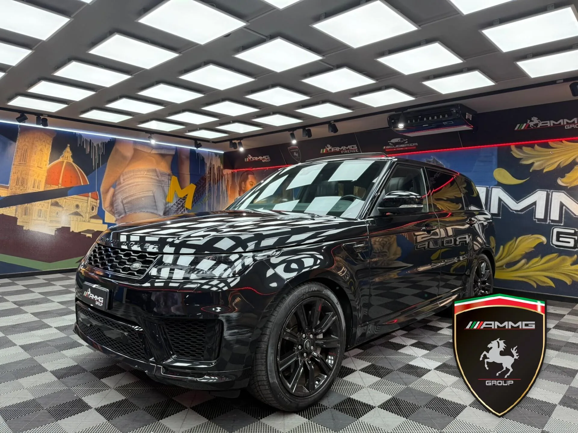 2022 Land Rover Range Rover Sport HSE Dynamic Stealth offered by a specialist dealer in Calenzano, Italy, main photo