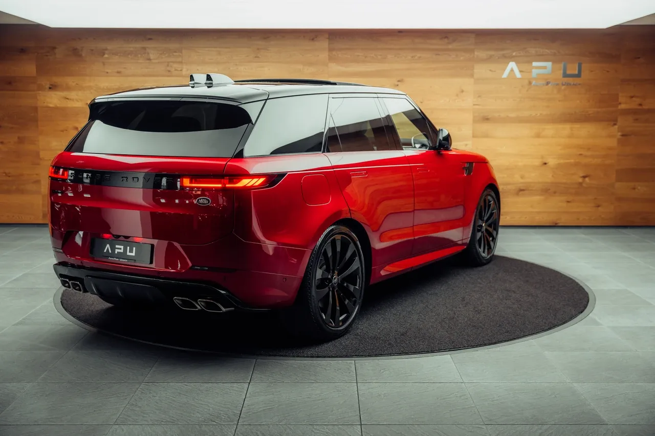 2022 Land Rover Range Rover Sport proposée par un concessionnaire spécialisé à Uznach, Suisse, photo principale