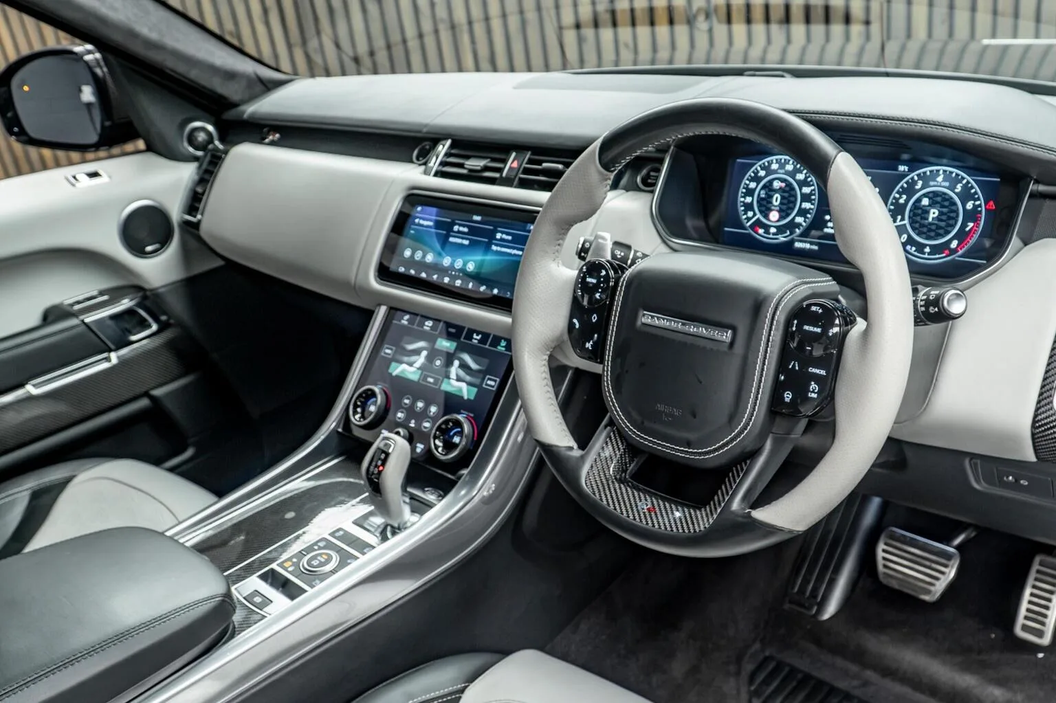 2022 Land Rover Range Rover Sport SVR Carbon Edition, 18/30