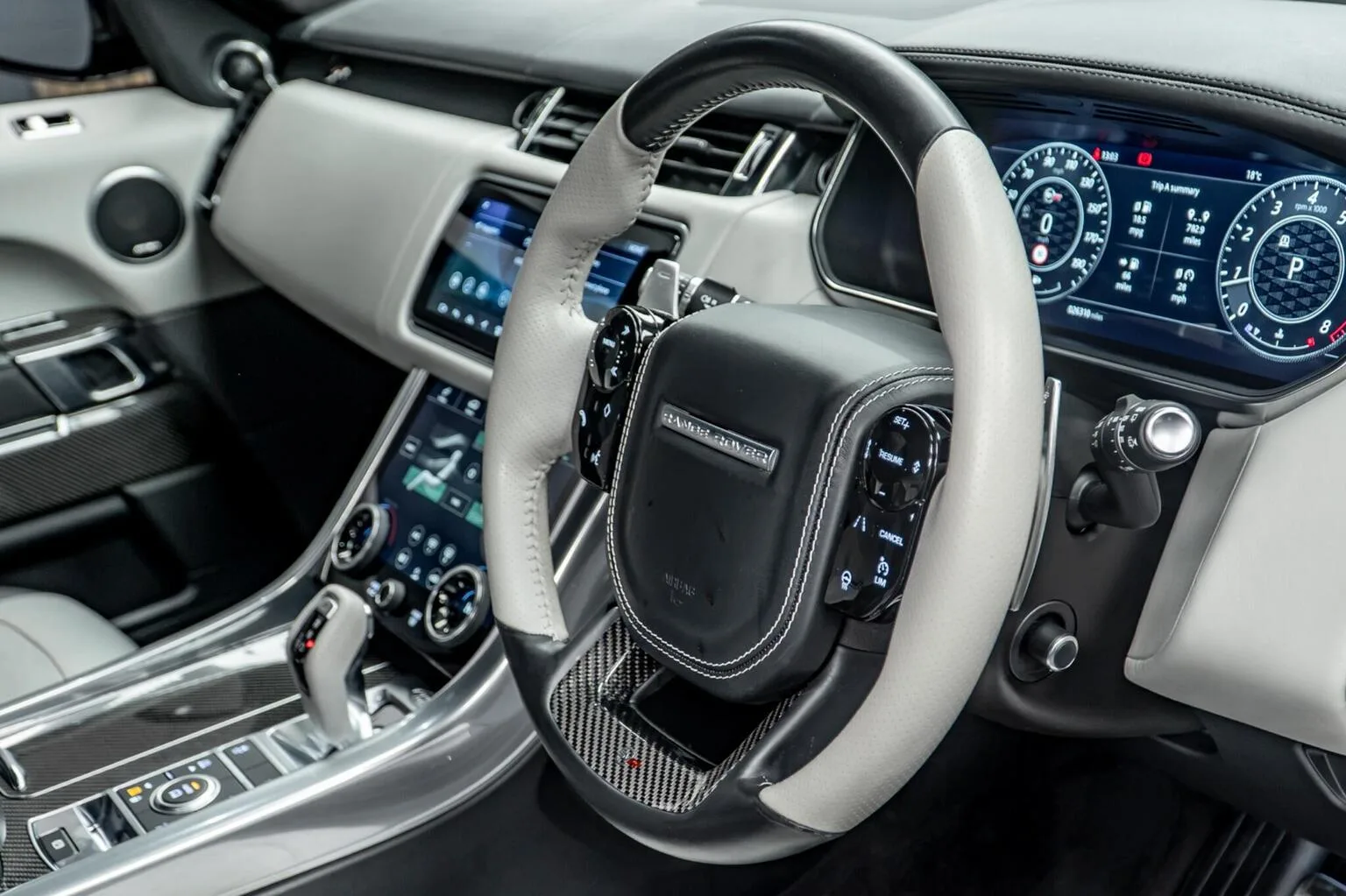 2022 Land Rover Range Rover Sport SVR Carbon Edition, 23/30