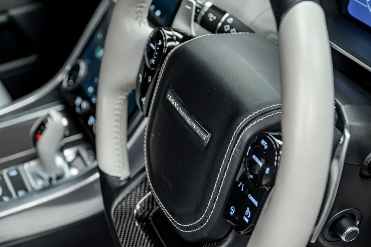 2022 Land Rover Range Rover Sport SVR Carbon Edition, 27/30