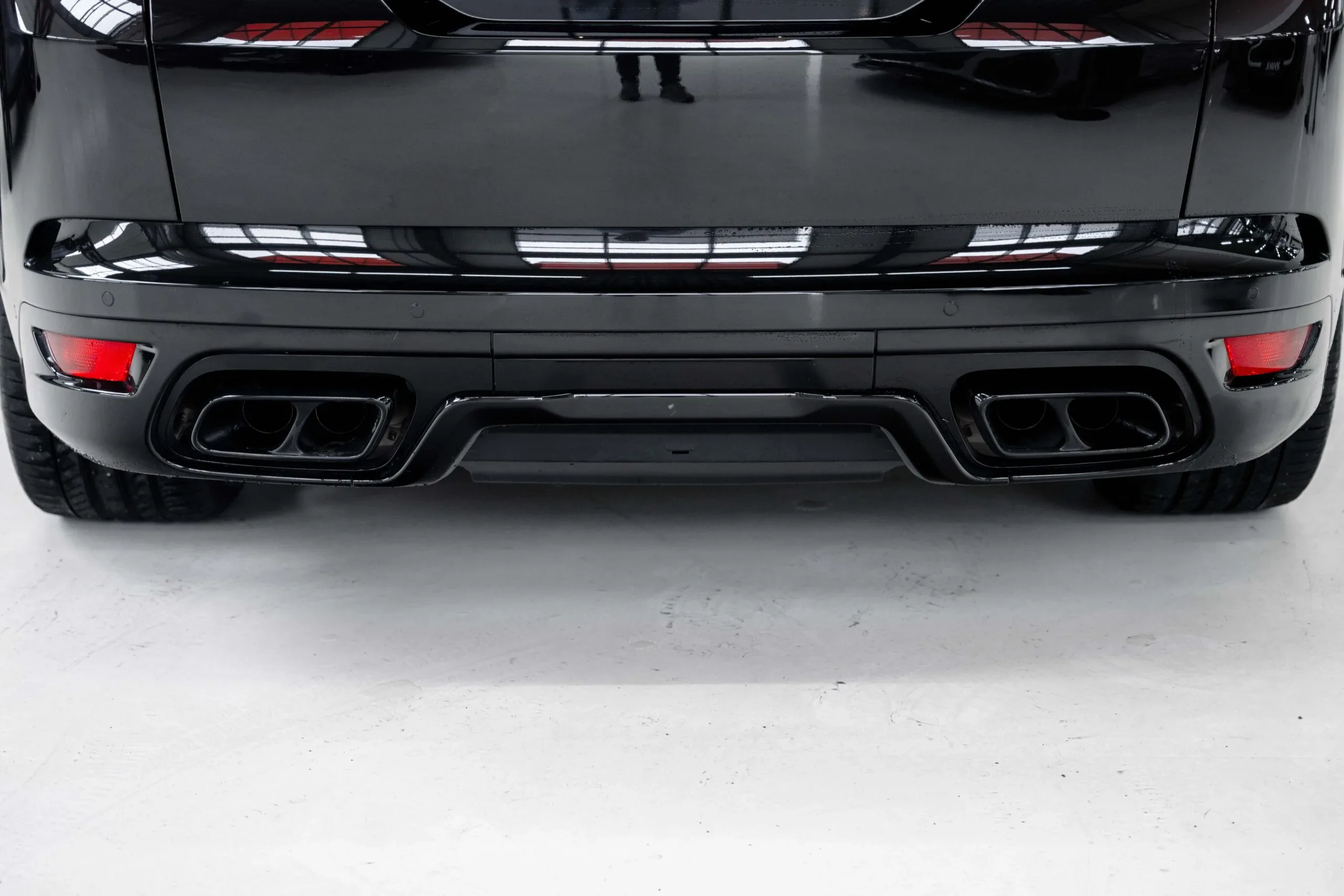 2022 Land Rover Range Rover Sport SVR Carbon Edition, 8/30