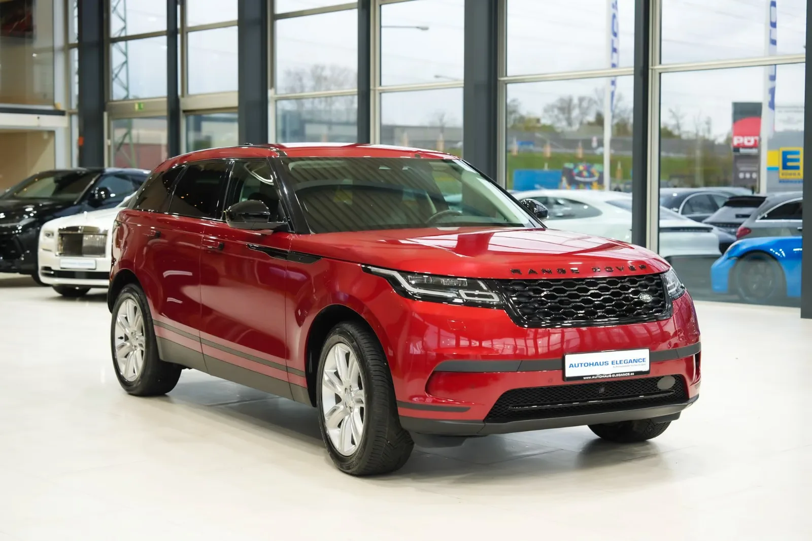 2022 Land Rover Range Rover Velar S, 2/25