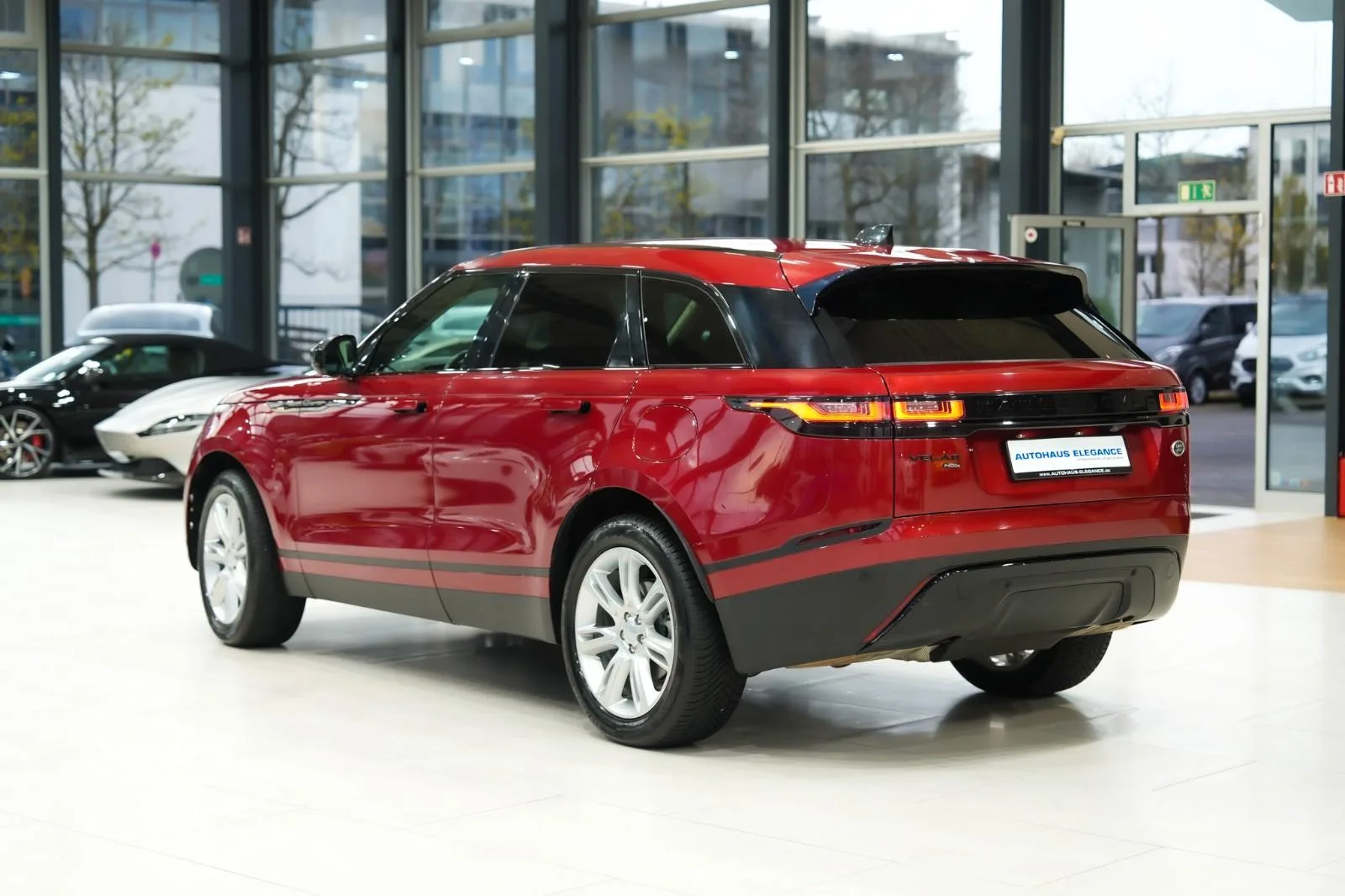 2022 Land Rover Range Rover Velar S, 4/25