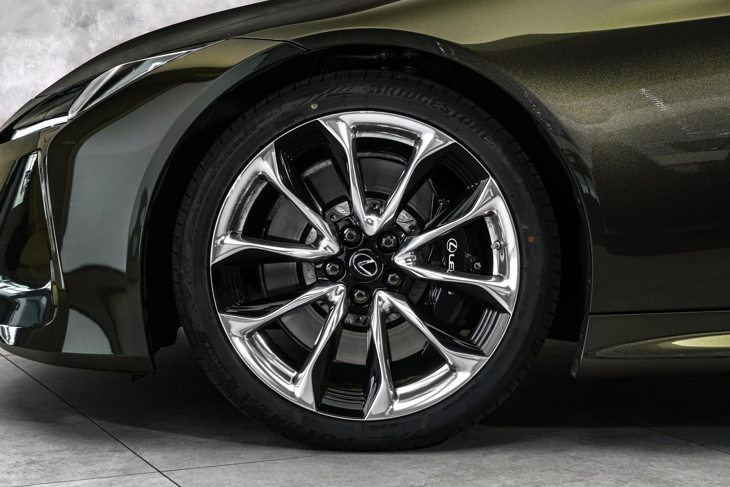 2022 Lexus LC 500 Convertible Performance, 3/22