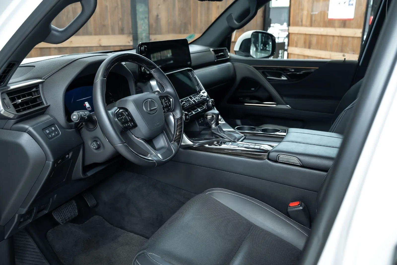 2022 Lexus LX 500 d, 8/30