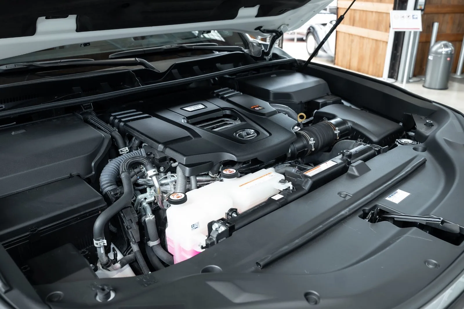 2022 Lexus LX 500 d, 22/30