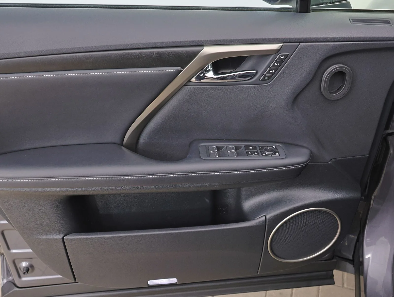 2022 Lexus RX 450h Sport Edition, 20/22