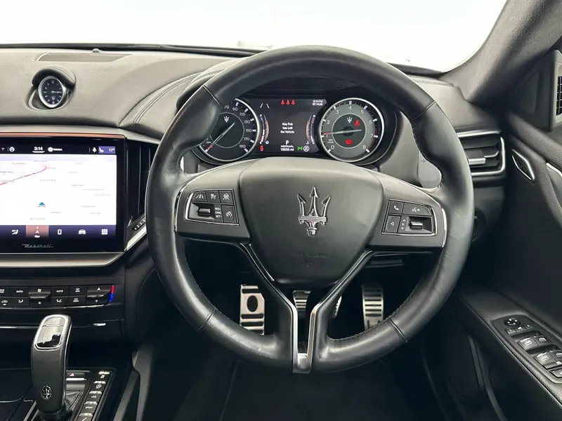 2022 Maserati Ghibli GT, 28/30