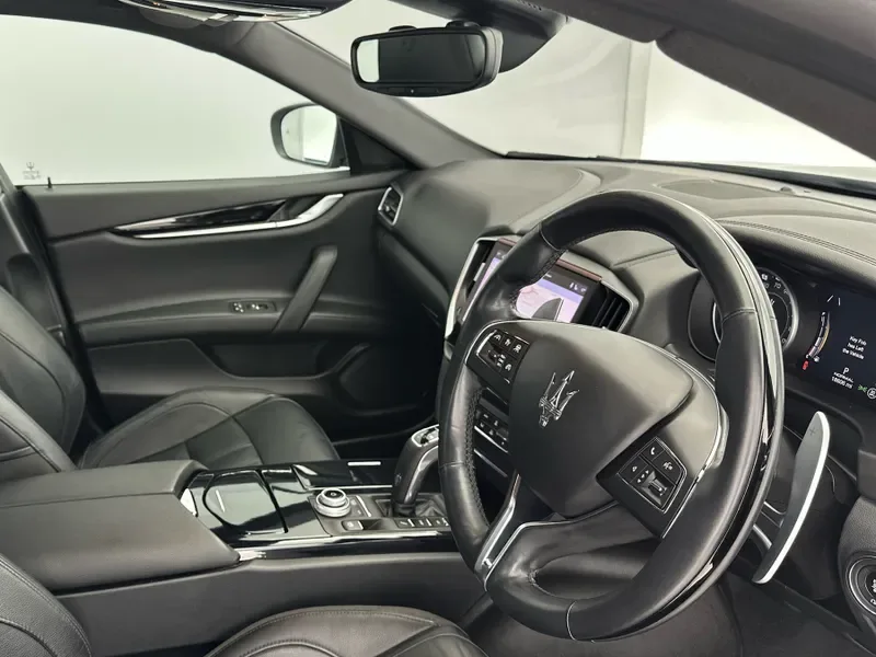 2022 Maserati Ghibli GT, 29/30