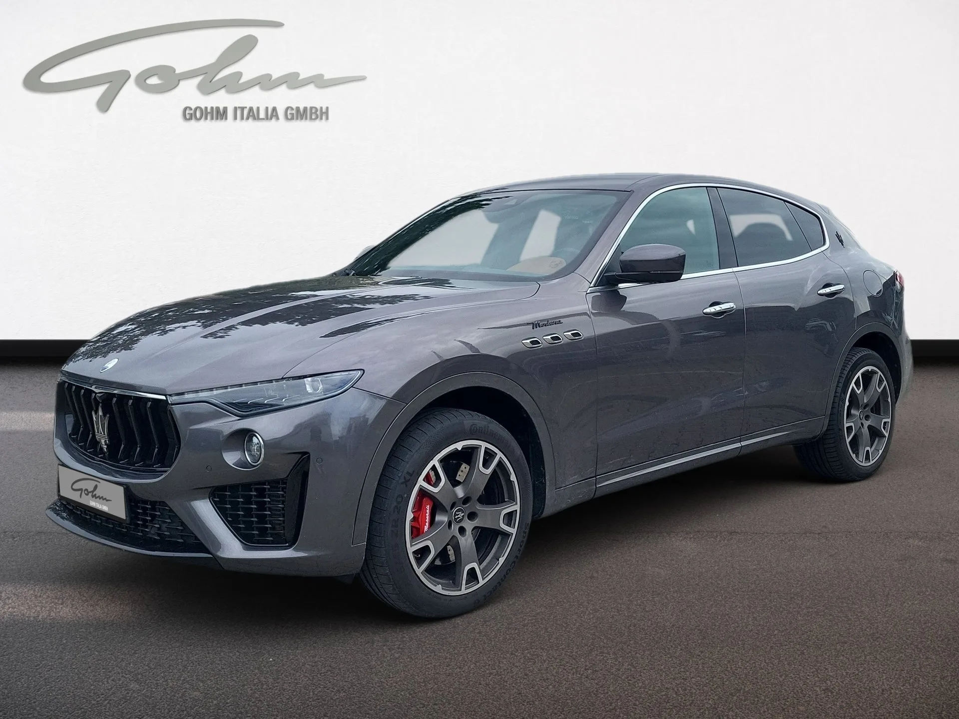 2022 Maserati Levante Modena proposée par un concessionnaire spécialisé à Singen, Allemagne, photo principale