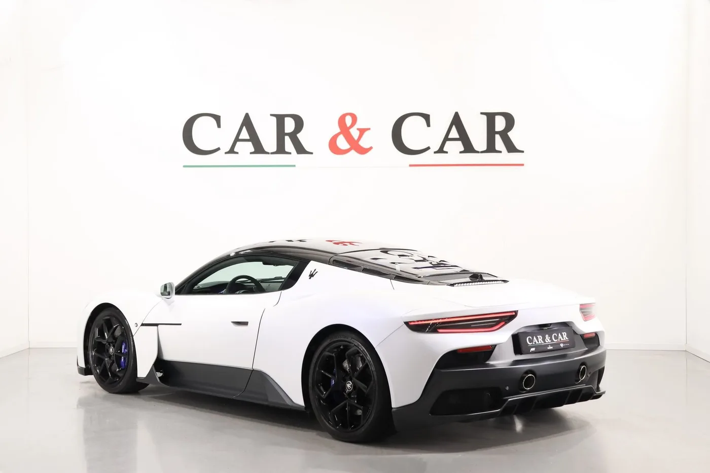 2022 Maserati MC20 angeboten von einem Supersportwagenhändler in Zibido San Giacomo, Italien, Foto 2 von 24