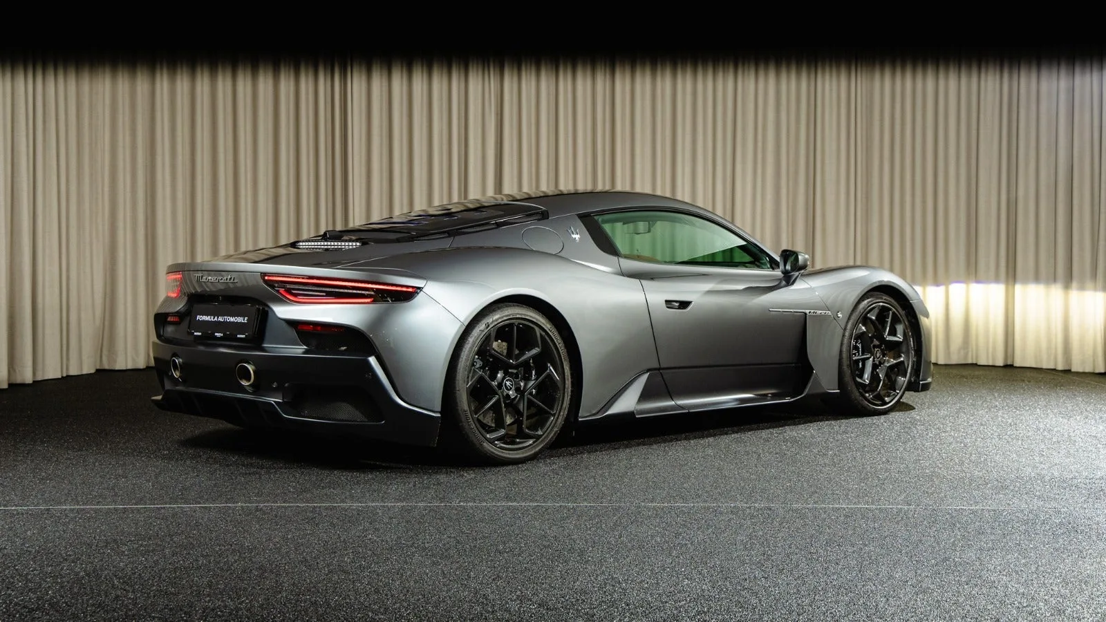 2022 Maserati MC20, 3/18