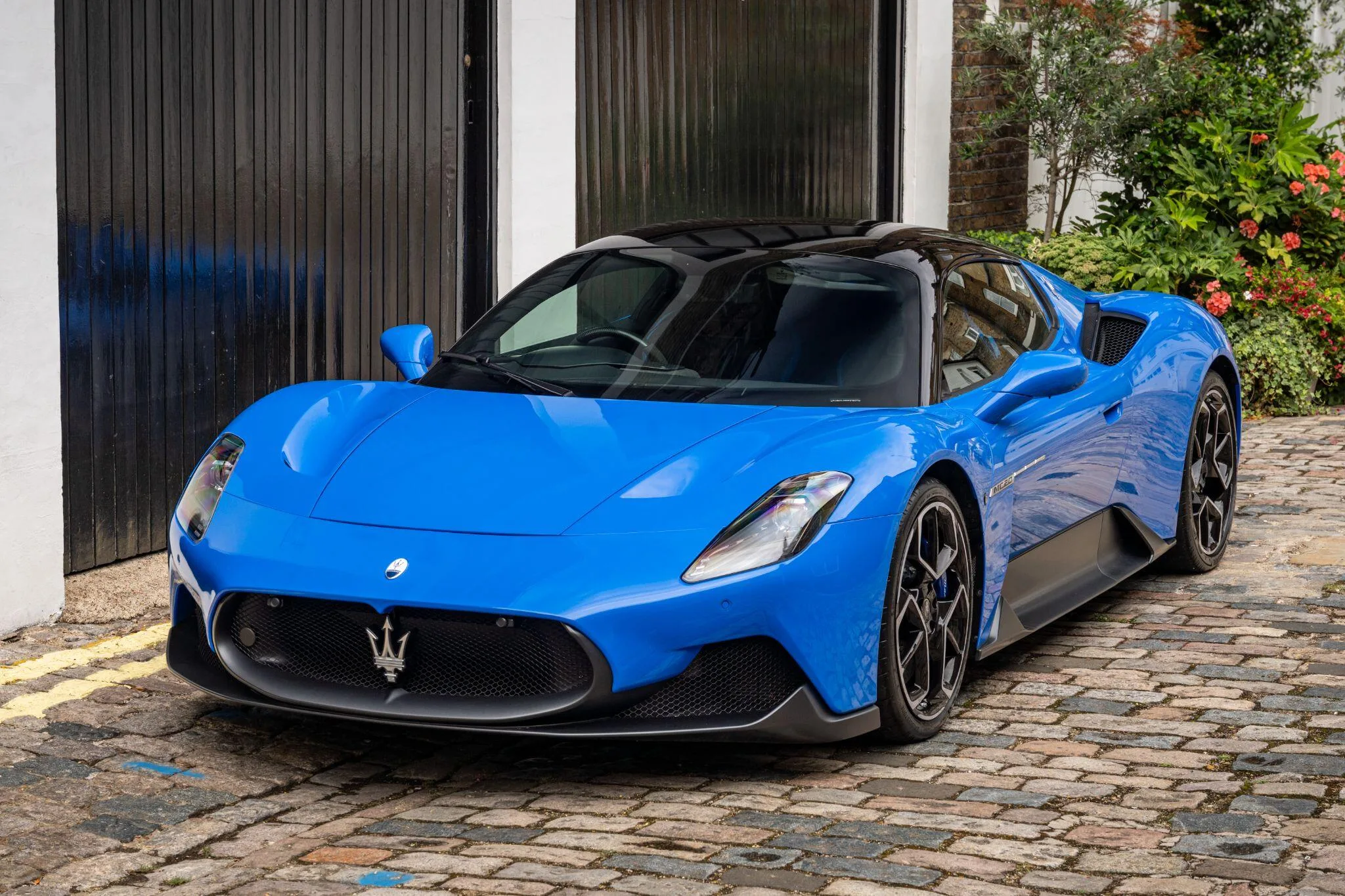 2022 Maserati MC20 angeboten von einem Fachhändler in London, Vereinigtes Königreich, Hauptfoto