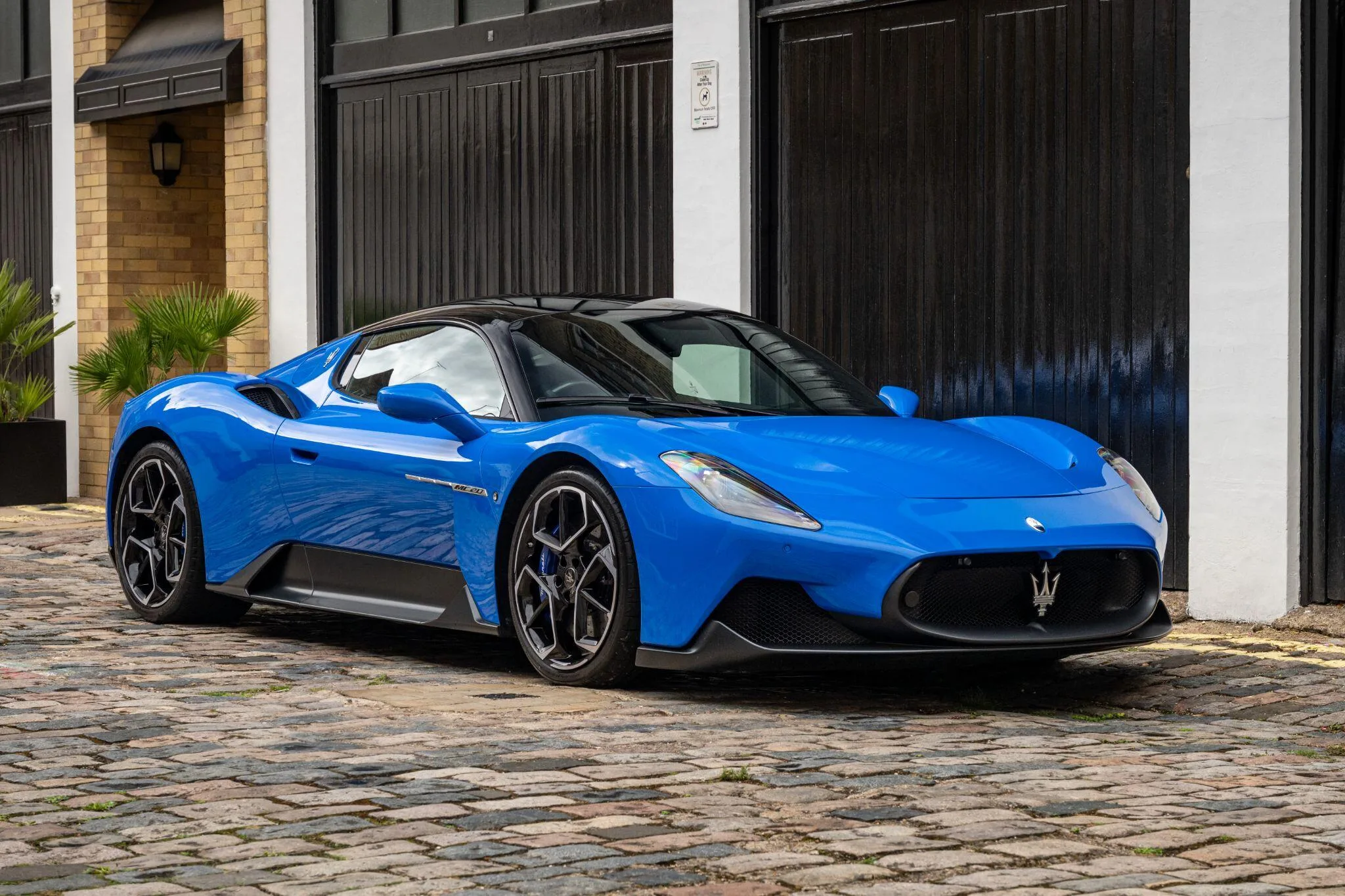 2022 Maserati MC20, 6/30