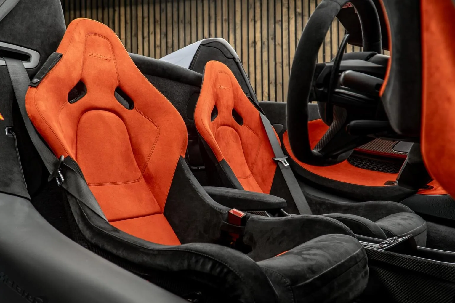 2022 McLaren 600LT Spider, 2/30