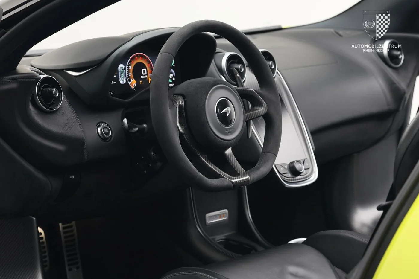2022 McLaren 600LT Spider angeboten von einem Supersportwagenhändler in Viernheim, Deutschland, Foto 16 von 25