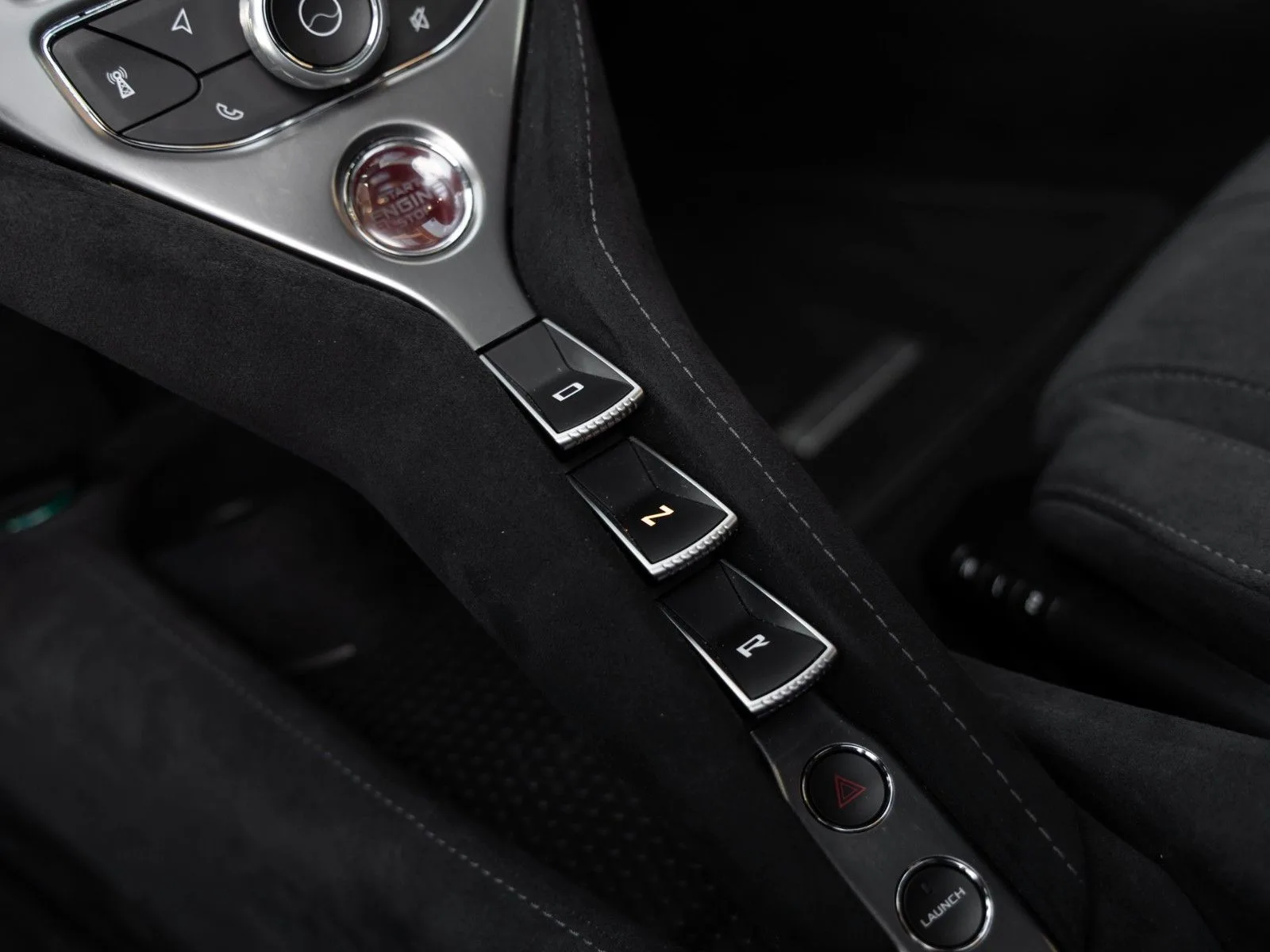 2022 McLaren 720S, 25/28