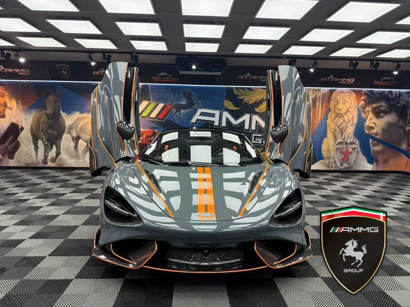 2022 McLaren 765LT Spider, 2/15