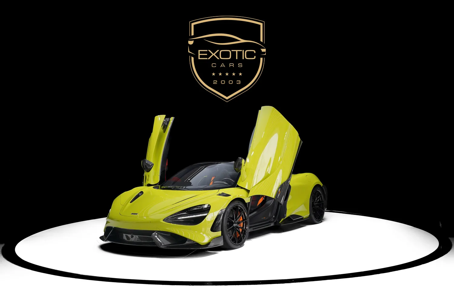 2022 McLaren 765LT Spider offered by a specialist dealer in Dubai, United Arab Emirates, main photo
