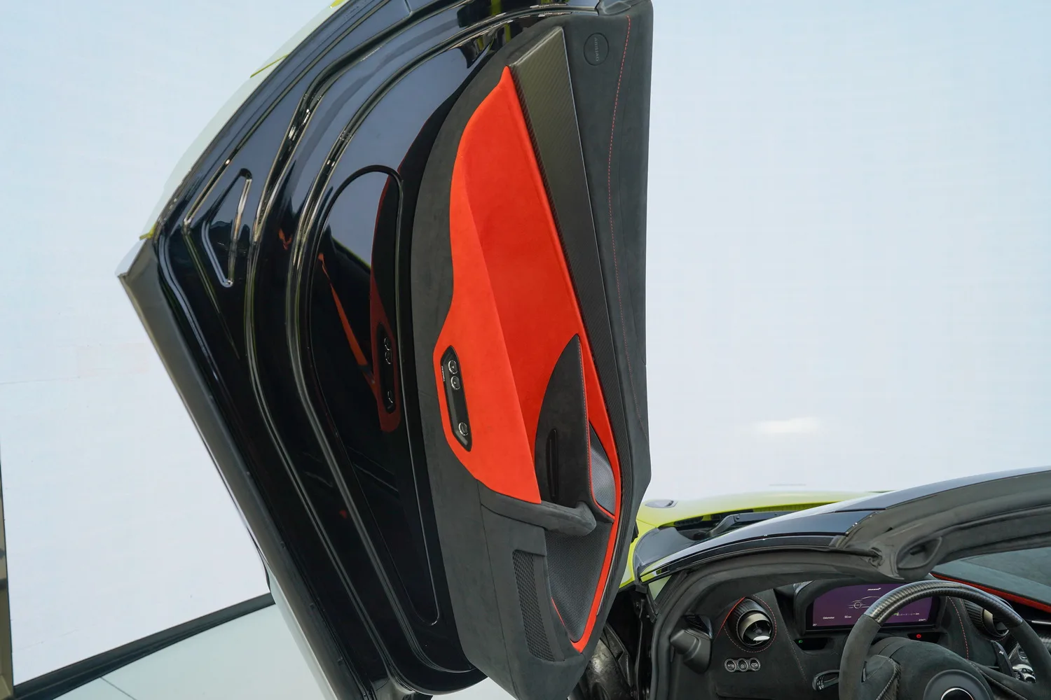 2022 McLaren 765LT Spider, 3/20