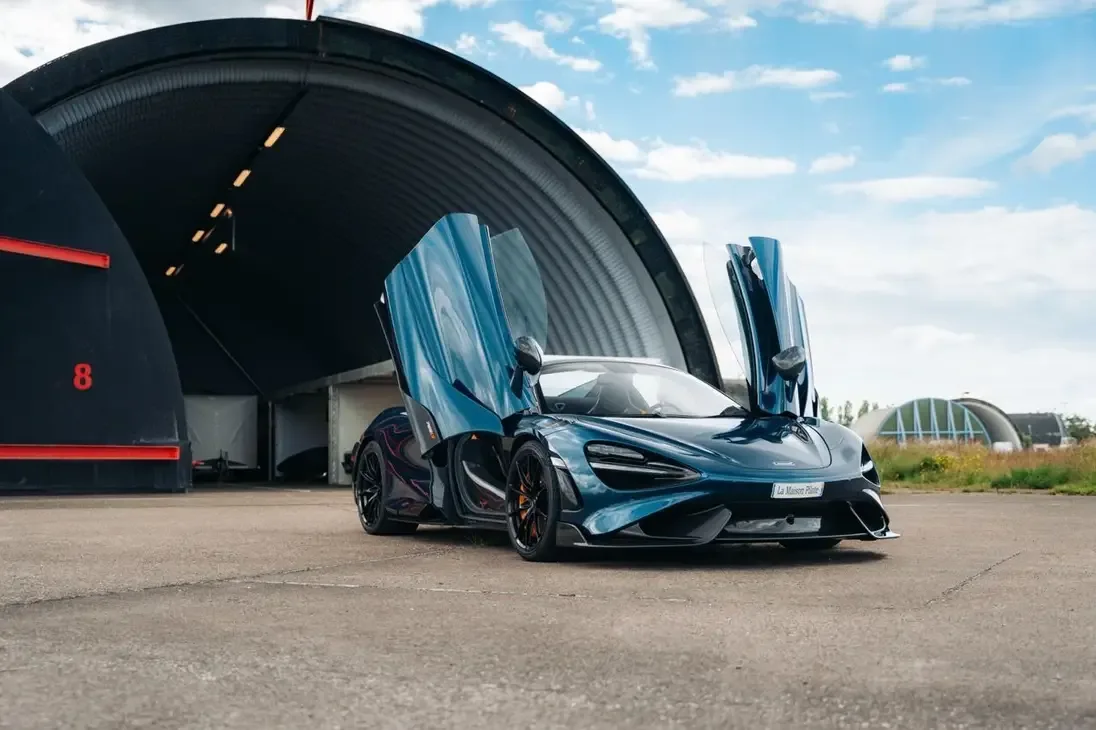 2022 McLaren 765LT Spider, 2/30
