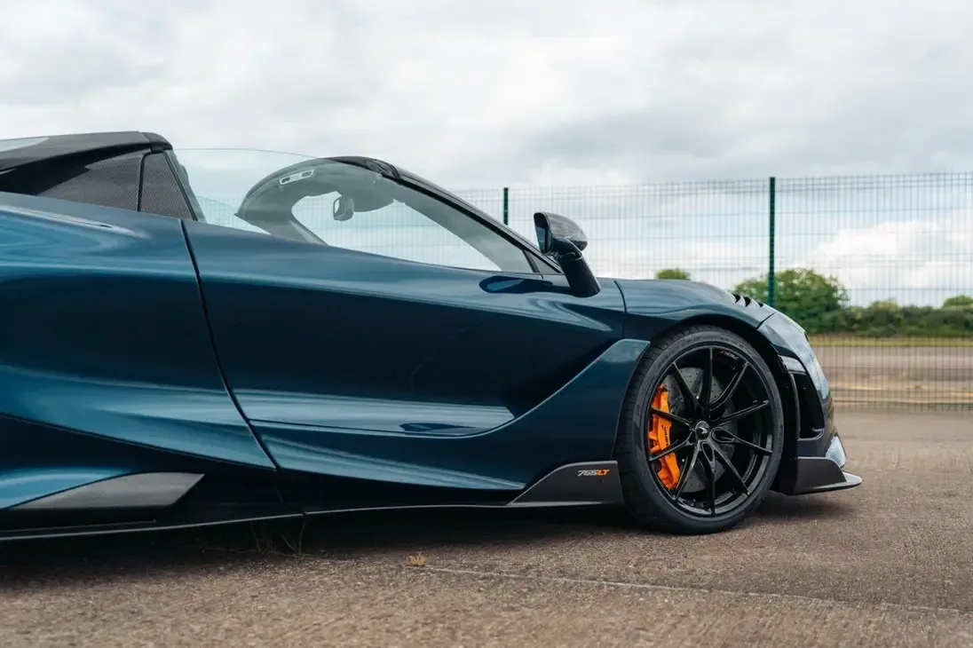 2022 McLaren 765LT Spider, 7/30