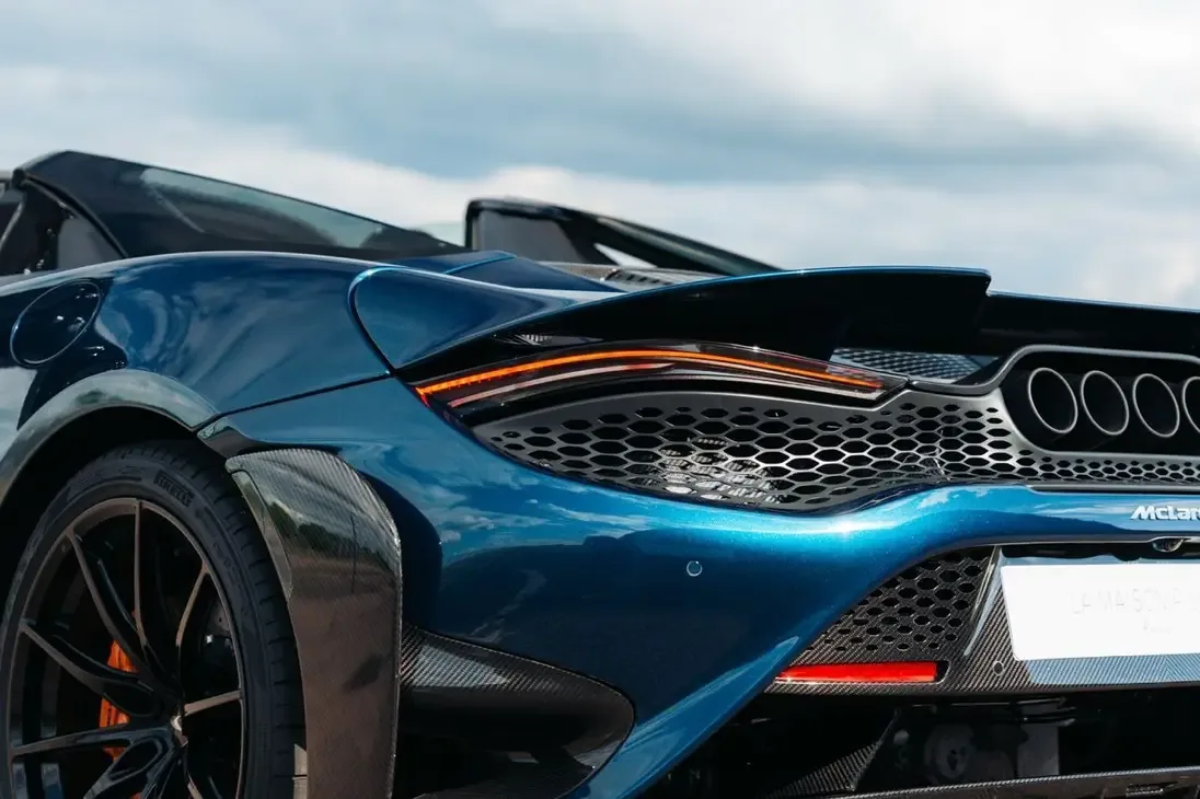 2022 McLaren 765LT Spider, 11/30