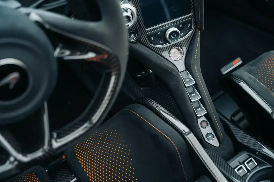 2022 McLaren 765LT Spider, 23/30