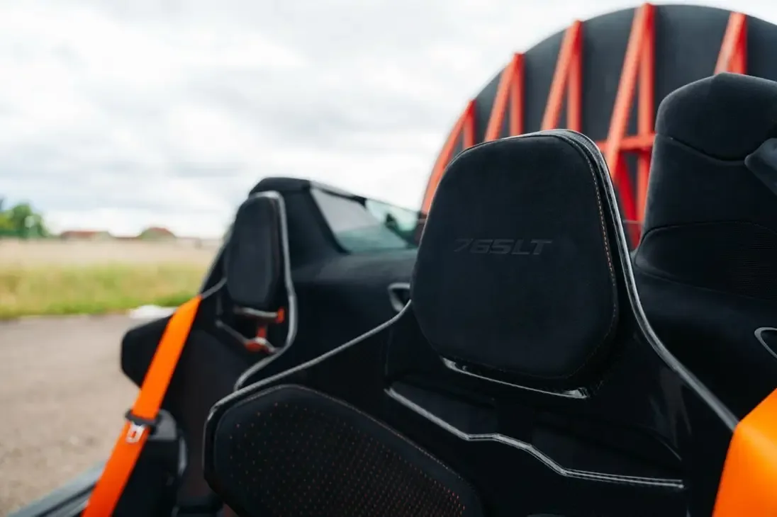 2022 McLaren 765LT Spider, 28/30