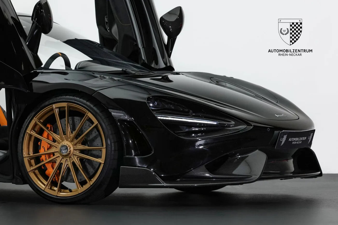 2022 McLaren 765LT Spider angeboten von einem Supersportwagenhändler in Viernheim, Deutschland, Foto 11 von 25