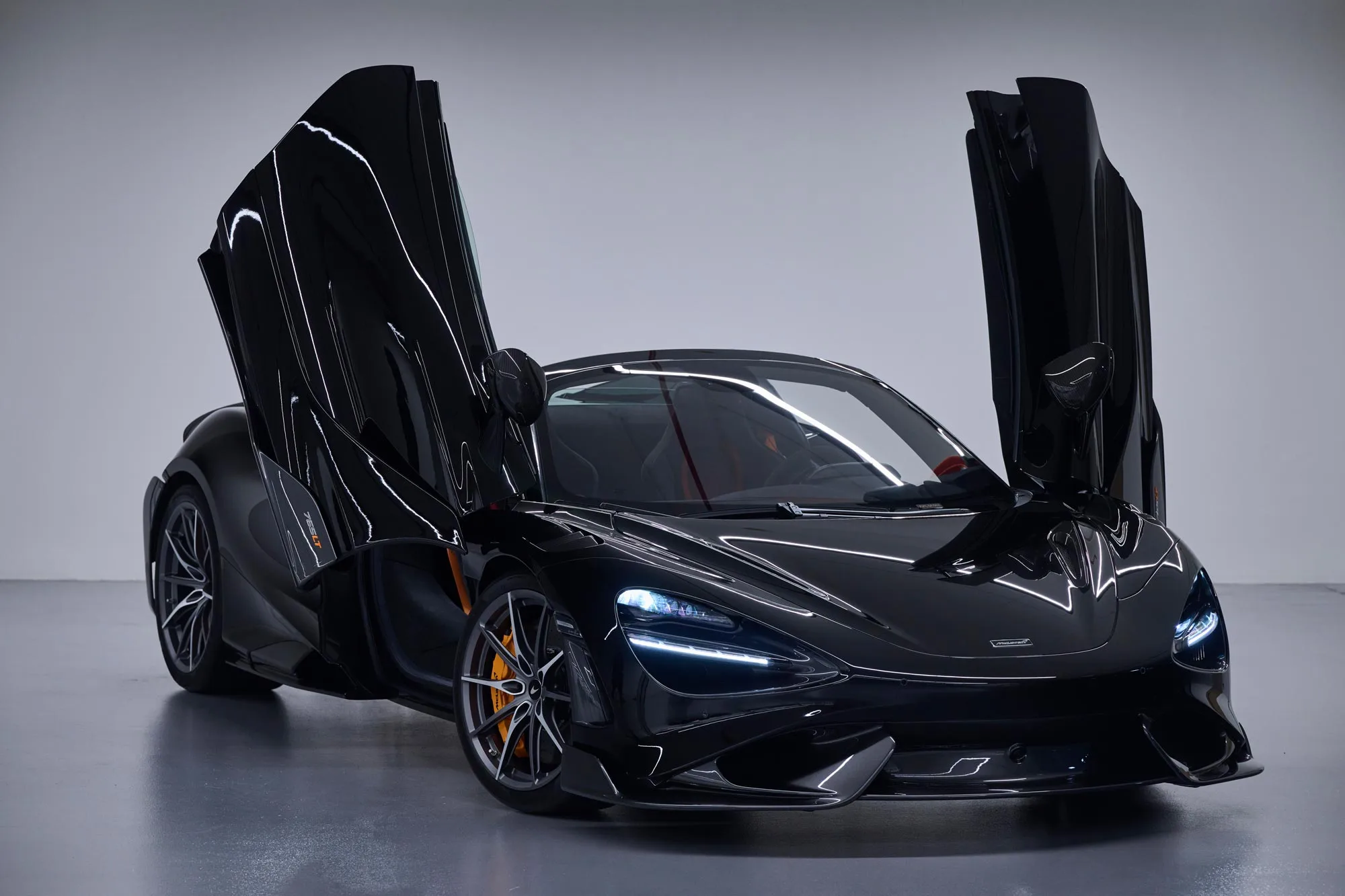 2022 McLaren 765LT Spider, 2/25