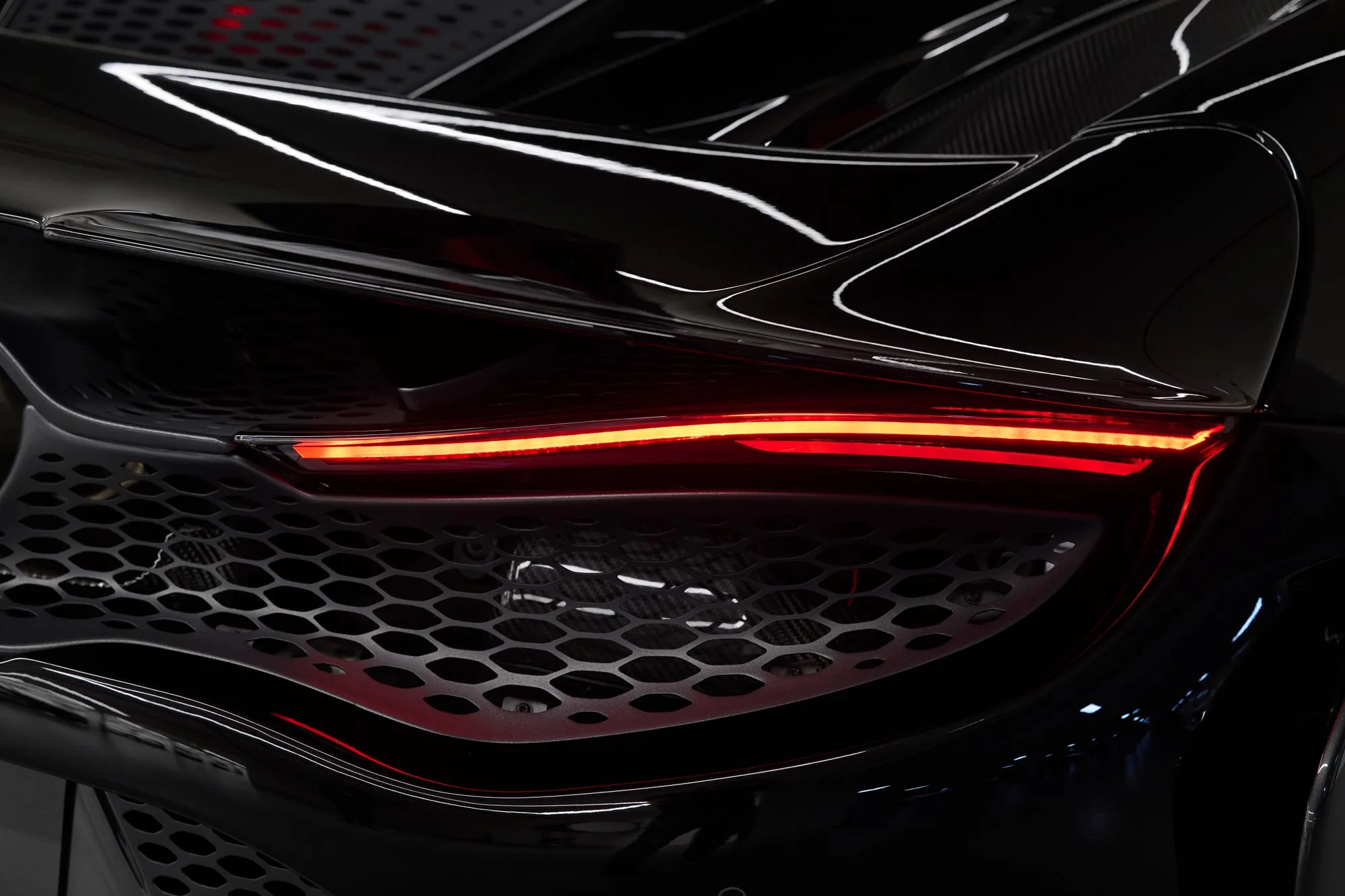 2022 McLaren 765LT Spider, 18/25