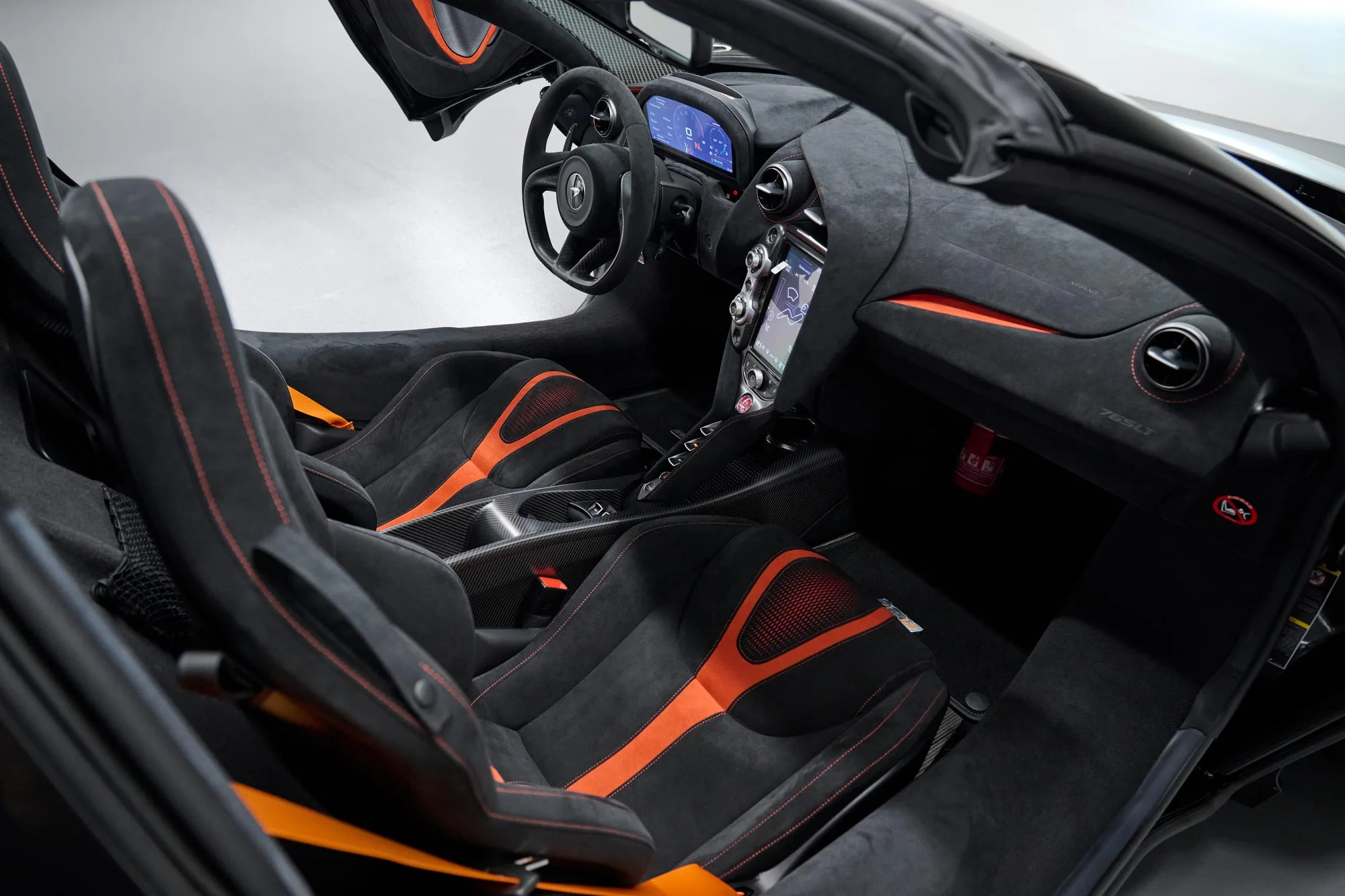 2022 McLaren 765LT Spider, 23/25