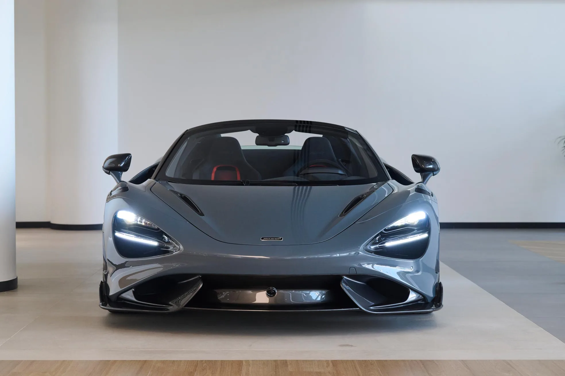 2022 McLaren 765LT Spider, 6/22