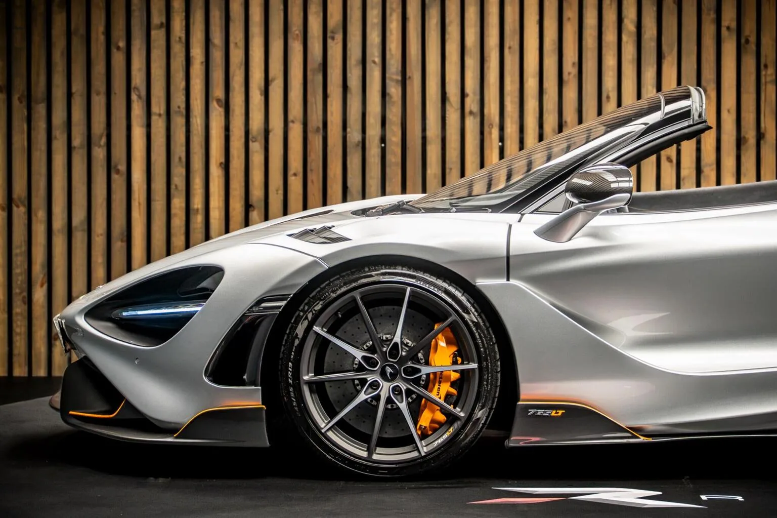 2022 McLaren 765LT Spider, 8/30