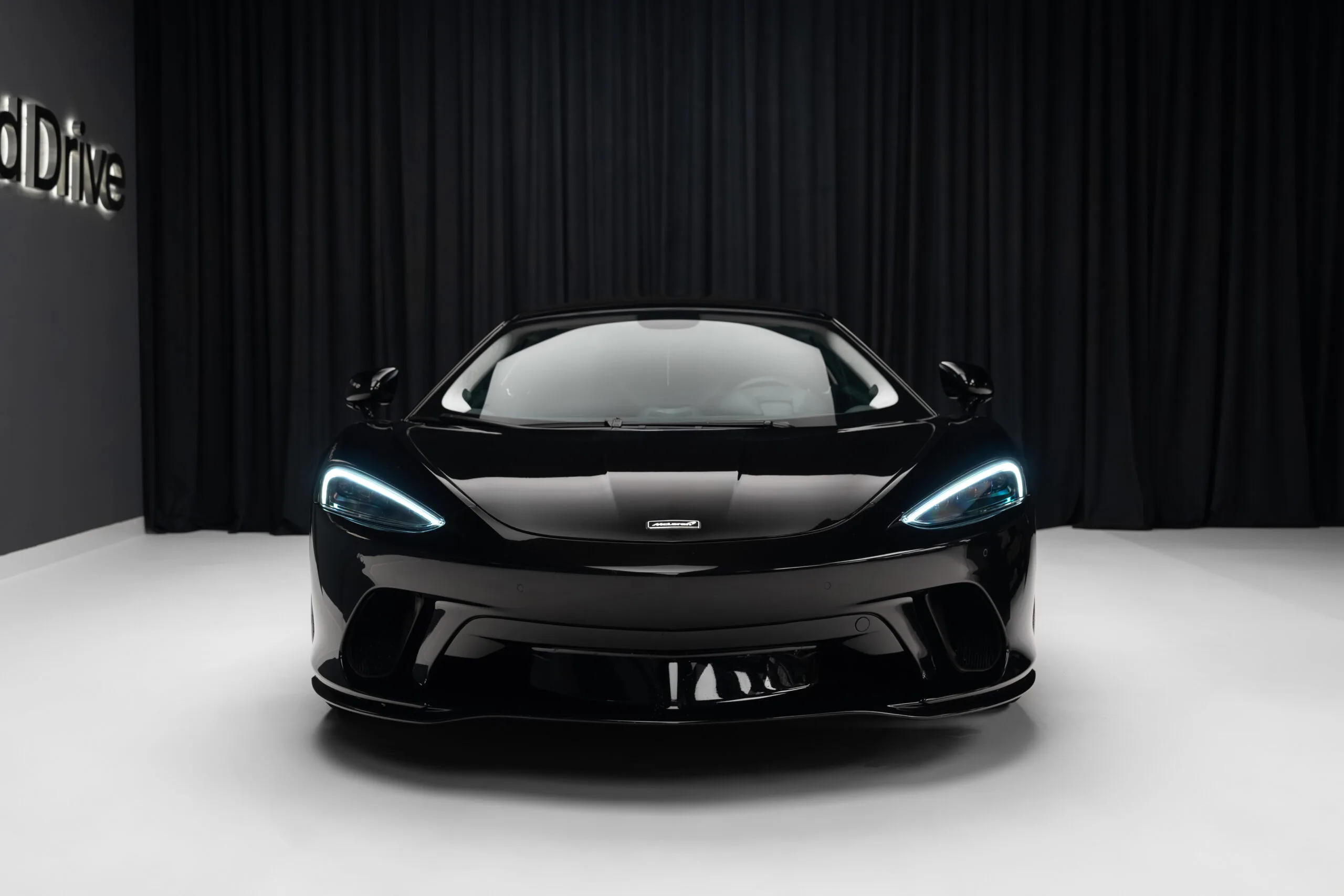 2022 McLaren GT, 2/30