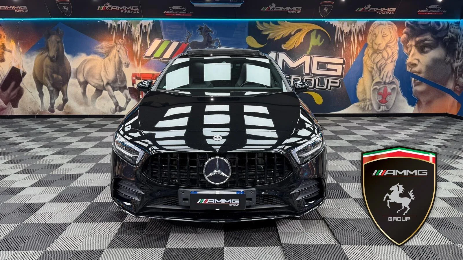 2022 Mercedes-AMG A 35 4MATIC, 2/15