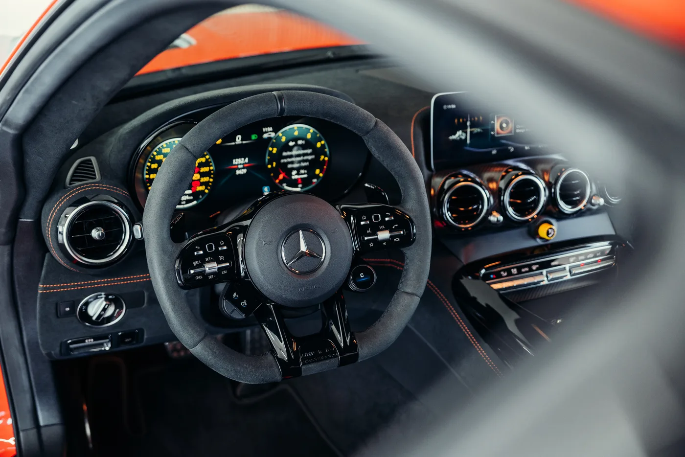 2022 Mercedes-AMG GT Black Series proposée par un spécialiste de la voiture de collection à Stuttgart, Allemagne, photo 22 sur 25