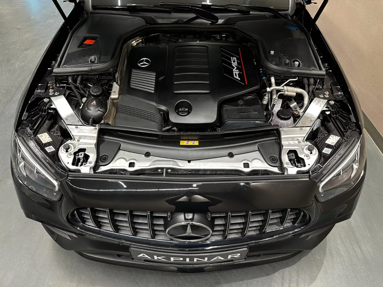 2022 Mercedes-AMG E 53 Estate, 8/27