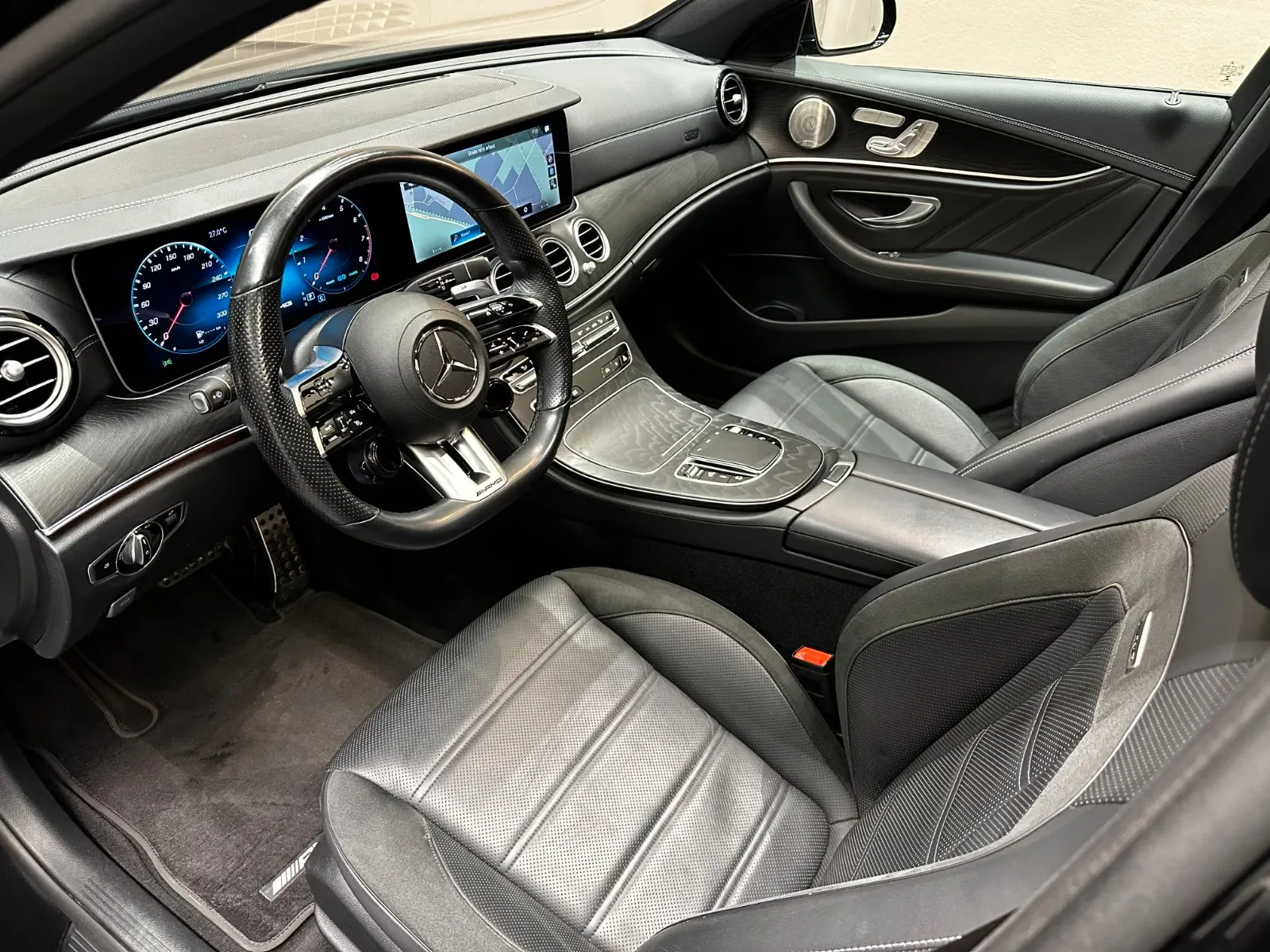 2022 Mercedes-AMG E 53 Estate, 9/27
