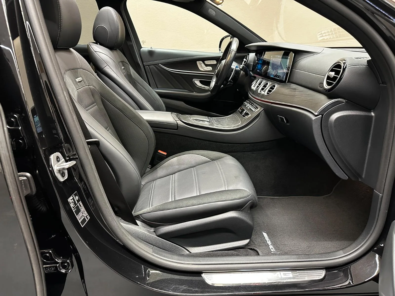 2022 Mercedes-AMG E 53 Estate, 24/27