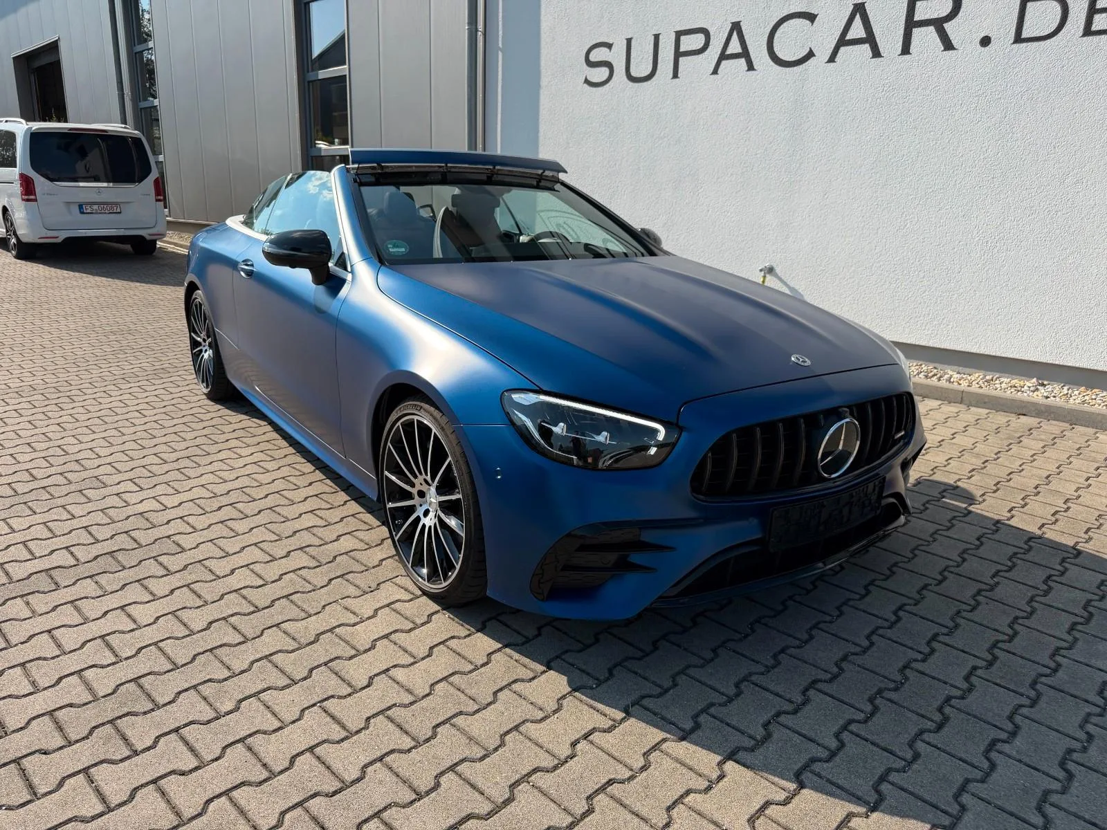 2022 Mercedes-AMG E 53 Cabriolet, 8/30