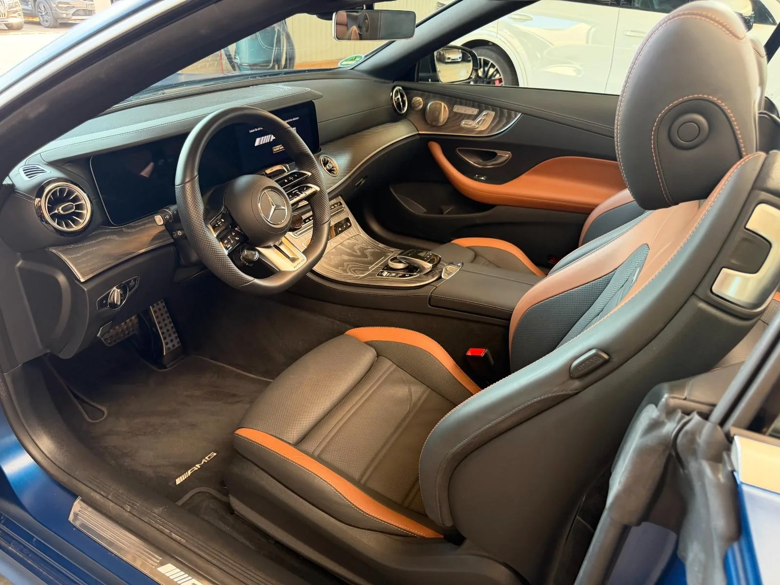 2022 Mercedes-AMG E 53 Cabriolet, 29/30