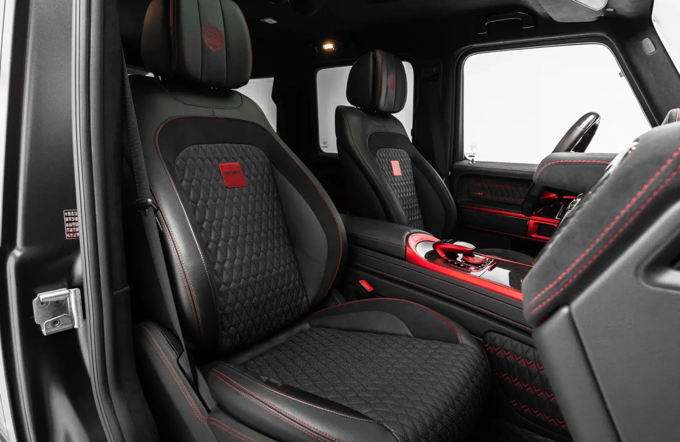 2022 Brabus G 900 Rocket Edition angeboten von einem Fachhändler in Dubai, Vereinigte Arabische Emirate, Foto 8 von 10
