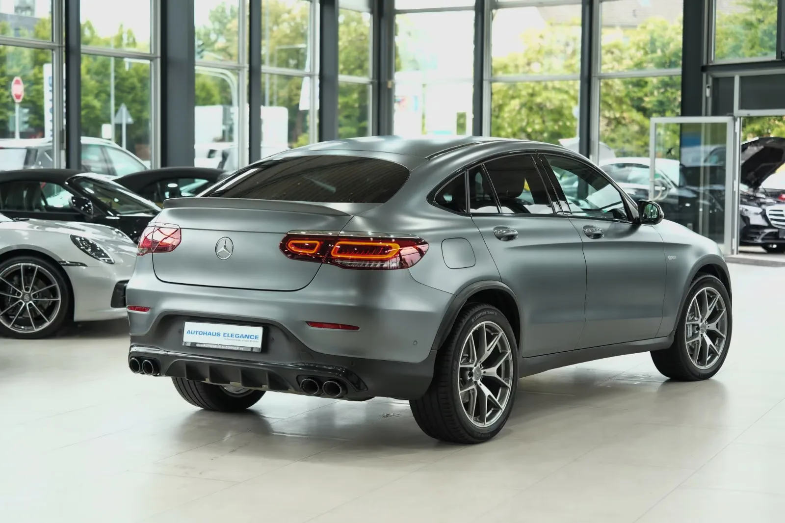 2022 Mercedes-AMG GLC 43 Coupé 4MATIC, 2/22