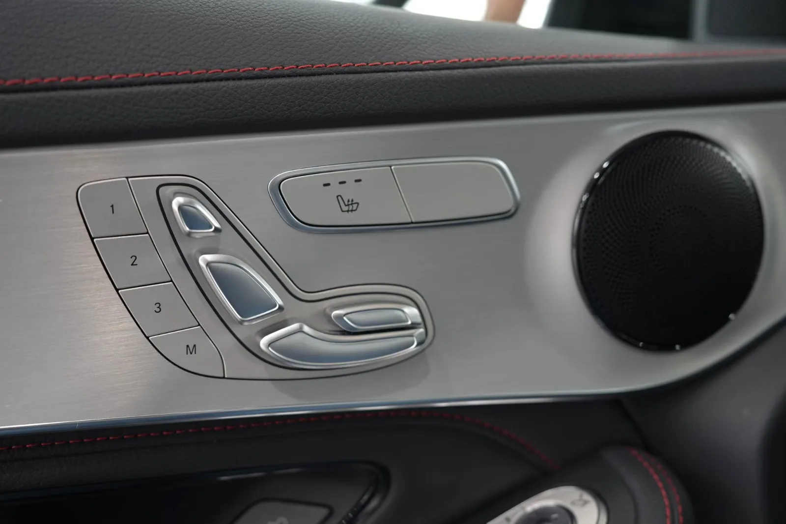 2022 Mercedes-AMG GLC 43 Coupé 4MATIC, 14/22